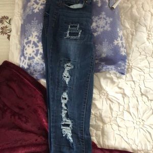 Mudd skinny ripped jeans